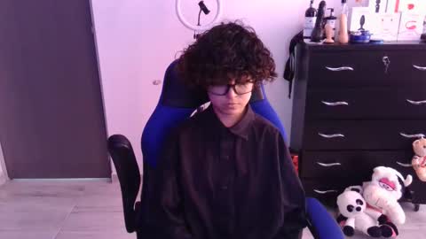 VALERIA online show from November 2025 05:37:01 PM