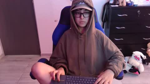 VALERIA online show from November 2025 06:54:01 PM