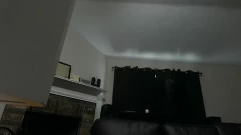 Snapshot of thomasgwhitecft chatting on April 2026 01:03:02 PM FatherTime online show from April 2026 01:03:02 PM