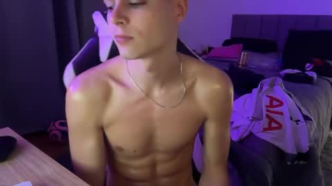 Snapshot of thomassex0 chatting on June 2026 03:08:02 AM Thomas online show from June 2026 03:08:02 AM