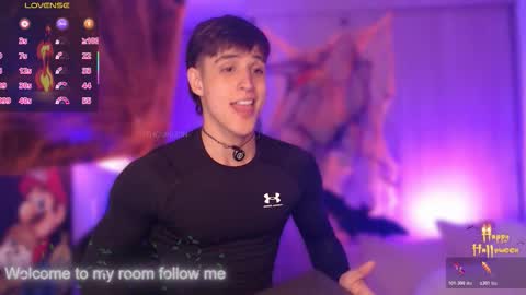 Thom Klein online show from October 2025 07:04:02 PM