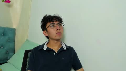 Snapshot of thommy_comp chatting on March 2025 02:32:01 PM thommy comp online show from March 2025 02:32:01 PM