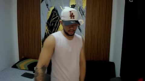 thomson_hot01 online show from November 2025 05:17:01 AM