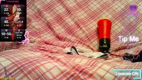 Snapshot of thongsandstockings chatting on September 2025 09:14:02 PM Thongsandstocking online show from September 2025 09:14:02 PM