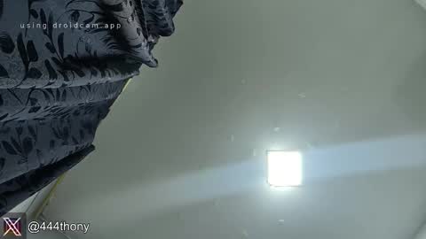 thonyxxx_ online show from December 2025 02:27:01 AM