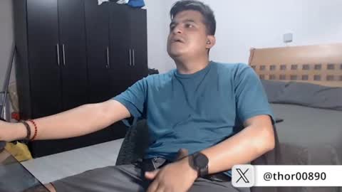 Snapshot of thor0200 chatting on June 2026 05:48:01 AM thor0200 online show from June 2026 05:48:01 AM
