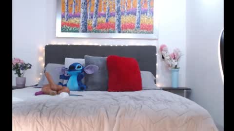 Thor Dosson online show from November 2025 08:03:02 AM