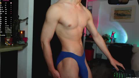 Snapshot of thoroughbredxx chatting on May 2026 03:20:01 PM L e a n d e r 25OFF ON MY OF online show from May 2026 03:20:01 PM