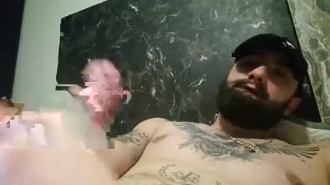 Snapshot of thug__ chatting on December 2024 01:58:01 AM HugeJuicy online show from December 2024 01:58:01 AM