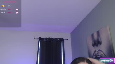 Tia Bella online show from February 2026 06:38:01 PM