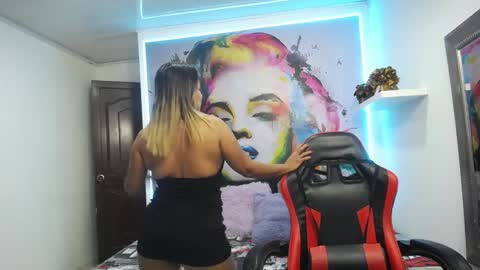 tiana_breeze online show from September 2025 03:10:01 AM