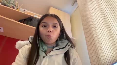 Tiana Le online show from May 2026 11:15:01 AM