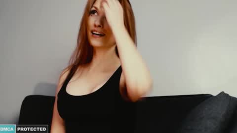 Snapshot of tiannarae chatting on February 2026 02:45:01 AM TIANNA online show from February 2026 02:45:01 AM