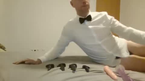 tieboy1991 online show from December 2024 10:06:01 PM