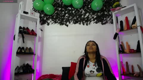 Tifanny Nails  online show from April 2026 12:27:01 PM