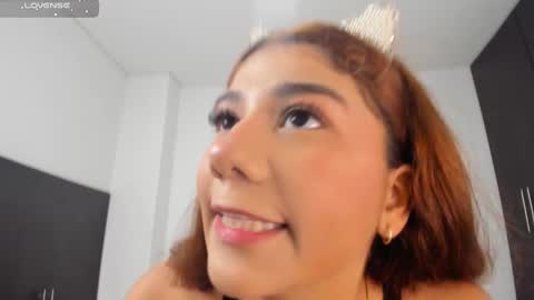 Tifany  online show from February 2025 08:59:02 PM