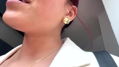 Tiffany online show from December 2024 08:23:02 PM