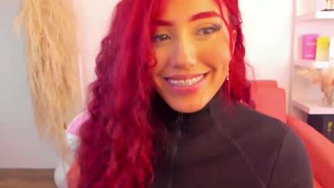 Tiffany online show from December 2025 08:38:02 PM