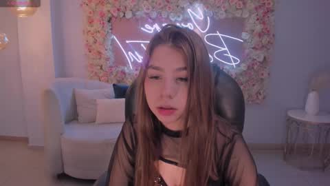 Tiffanny Sins online show from November 2025 03:20:02 AM