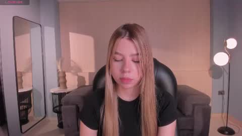 Snapshot of tiffannysins chatting on June 2026 04:17:02 AM Tiffanny Sins online show from June 2026 04:17:02 AM