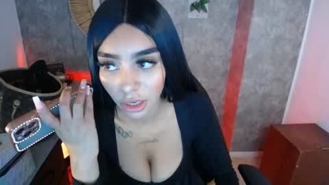 Snapshot of tiffany_1m chatting on December 2024 04:29:02 PM tiffany_1m online show from December 2024 04:29:02 PM