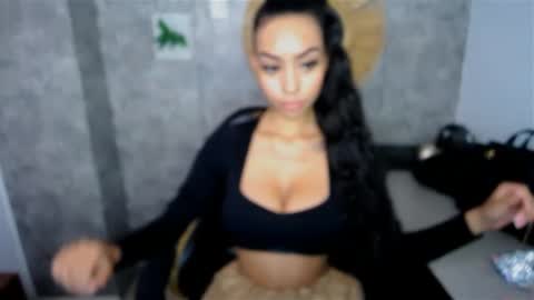 Snapshot of tiffany_1m chatting on February 2025 01:09:02 PM tiffany_1m online show from February 2025 01:09:02 PM