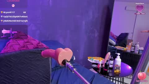 Snapshot of tiffany_bigboobs chatting on January 2025 10:55:01 PM tiffany_bigboobs online show from January 2025 10:55:01 PM