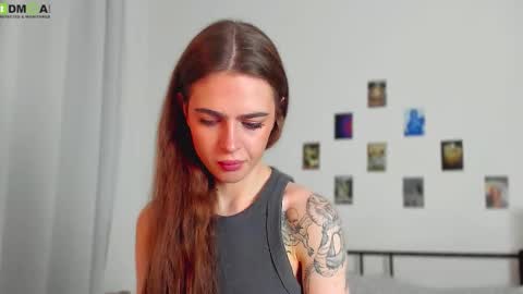 tiffany online show from November 2025 09:46:02 PM