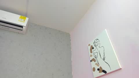 tiffany_mendez online show from July 2026 12:00:01 PM