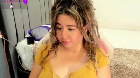 tiffany theressa online show from September 2025 04:28:01 AM