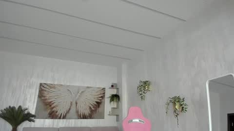 Tiffany Houston online show from January 2026 07:24:02 AM