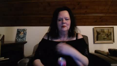 Snapshot of tiffanymature chatting on April 2026 08:14:02 PM TiffanyMature online show from April 2026 08:14:02 PM