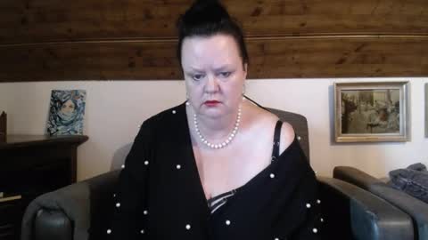 Snapshot of tiffanymature chatting on May 2026 07:37:01 AM TiffanyMature online show from May 2026 07:37:01 AM