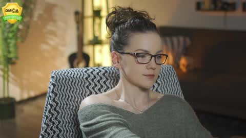 tiffanyriox online show from March 2026 11:50:01 PM