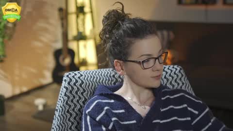 tiffanyriox online show from April 2026 11:48:01 PM