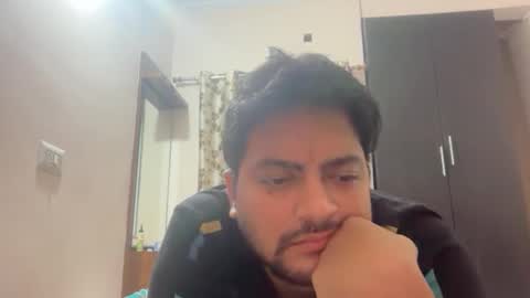 Snapshot of tigertinku chatting on November 2025 07:45:01 PM tigertinku online show from November 2025 07:45:01 PM