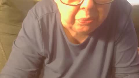 Snapshot of tight_kitty55 chatting on February 2025 05:40:02 PM tight Kitty55 online show from February 2025 05:40:02 PM