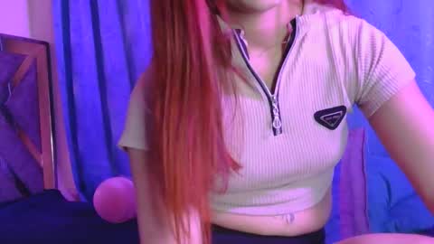 Snapshot of tiiny_emiily chatting on June 2026 02:03:01 AM TIINY Special show when it reaches 10000 flowers online show from June 2026 02:03:01 AM