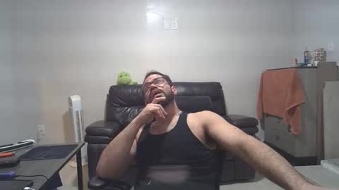 Snapshot of tiko392 chatting on April 2026 05:11:01 AM tiko392 online show from April 2026 05:11:01 AM