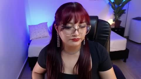 Tila Tequila online show from February 2026 06:07:01 AM