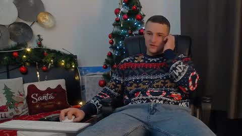 Snapshot of tim_mart chatting on December 2024 02:21:01 PM ask me online show from December 2024 02:21:01 PM