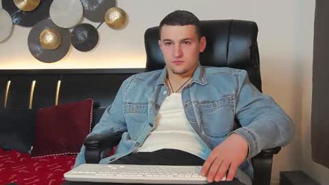 Snapshot of tim_mart chatting on February 2025 04:43:01 PM ask me online show from February 2025 04:43:01 PM