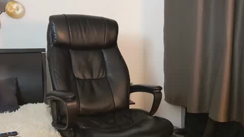 Snapshot of tim_mart chatting on February 2025 04:20:02 PM ask me online show from February 2025 04:20:02 PM