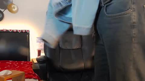 Snapshot of tim_mart chatting on February 2025 12:37:02 PM ask me online show from February 2025 12:37:02 PM