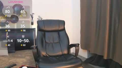 Snapshot of tim_mart chatting on March 2025 06:16:01 PM ask me online show from March 2025 06:16:01 PM