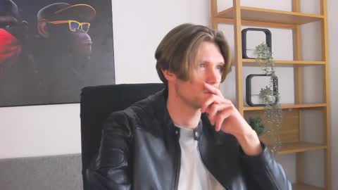 Snapshot of tim_mart chatting on November 2025 07:15:01 PM ask me online show from November 2025 07:15:01 PM