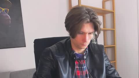 Snapshot of tim_mart chatting on December 2025 07:30:02 PM ask me online show from December 2025 07:30:02 PM