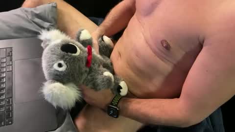 Timbuk6380 online show from February 2025 09:07:01 AM