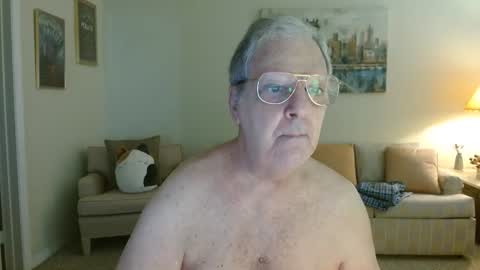 timealone120000 online show from November 2025 07:35:01 PM