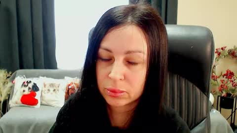 Luisa online show from March 2026 09:15:01 AM